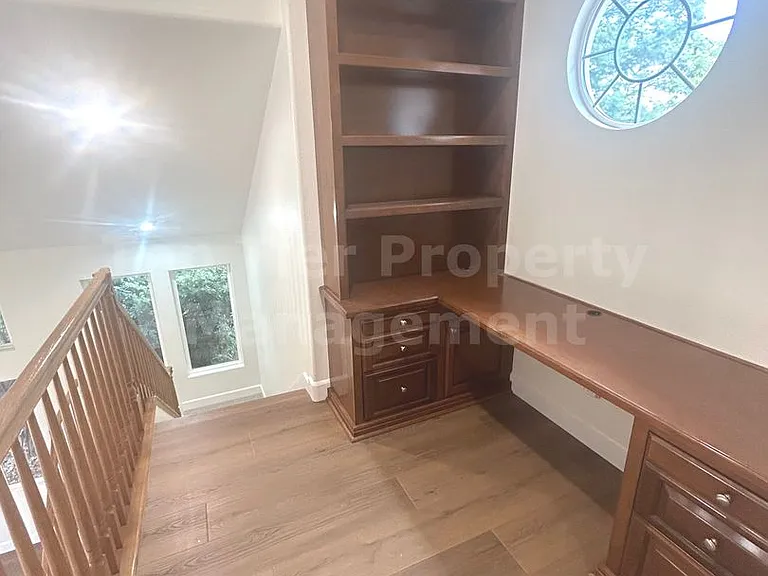 3892 Stoneridge Rd — Photo 15