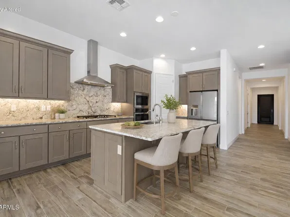 5931 E REDMONT Drive, Mesa, AZ 85215
