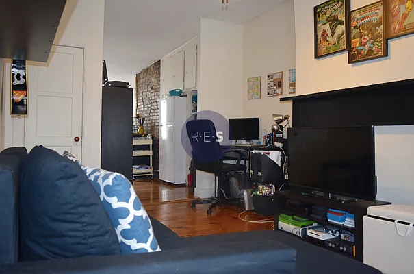 Rented by RES New York | media 37