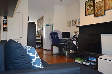 Rented by RES New York