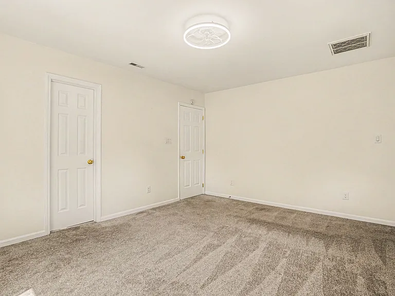3218 Silver Pond Ct — Photo 17