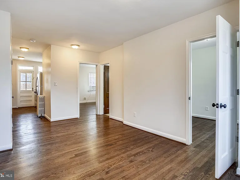 2502 Langston Blvd #2 — Photo 10