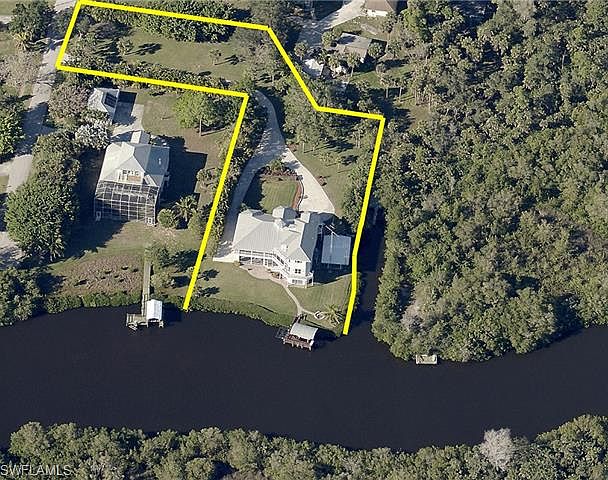 1st image of 18461 Creek Dr