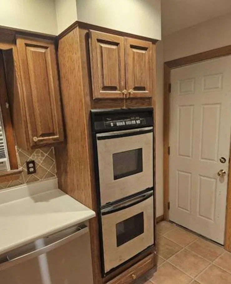3 bed, 1200 sqft, $2,800 — Photo 3