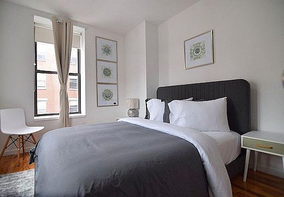 5th image of 53 Pitt St APT 5A