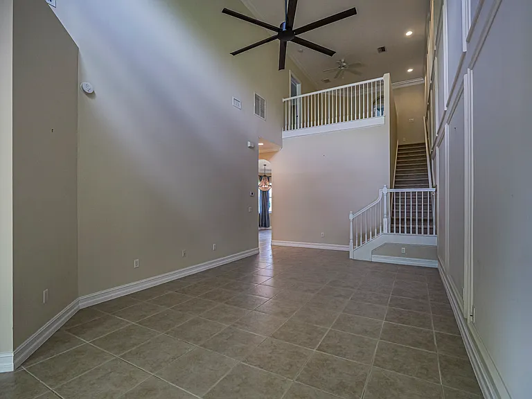 1965 Bridgepointe Cir #84 — Photo 22