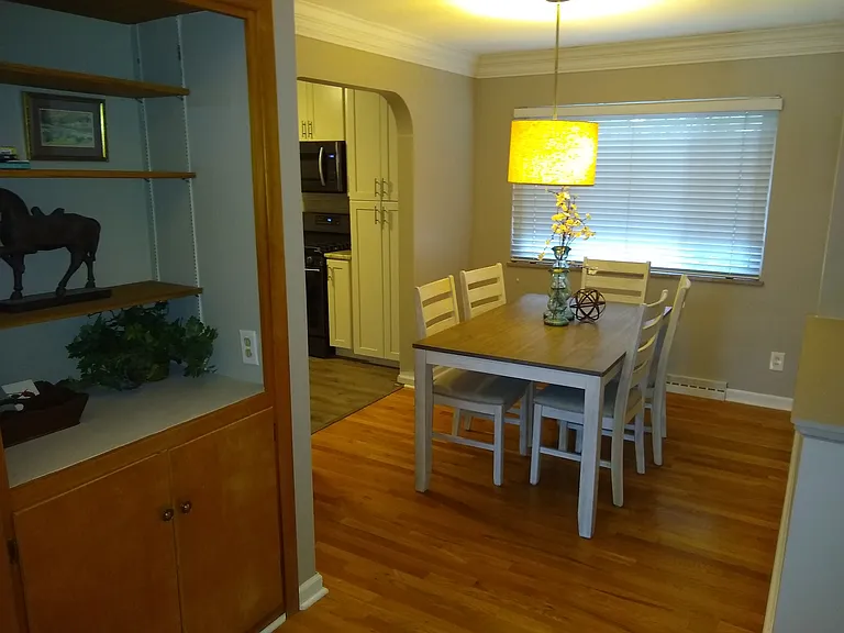 3257 Hillpoint Ln — Photo 5
