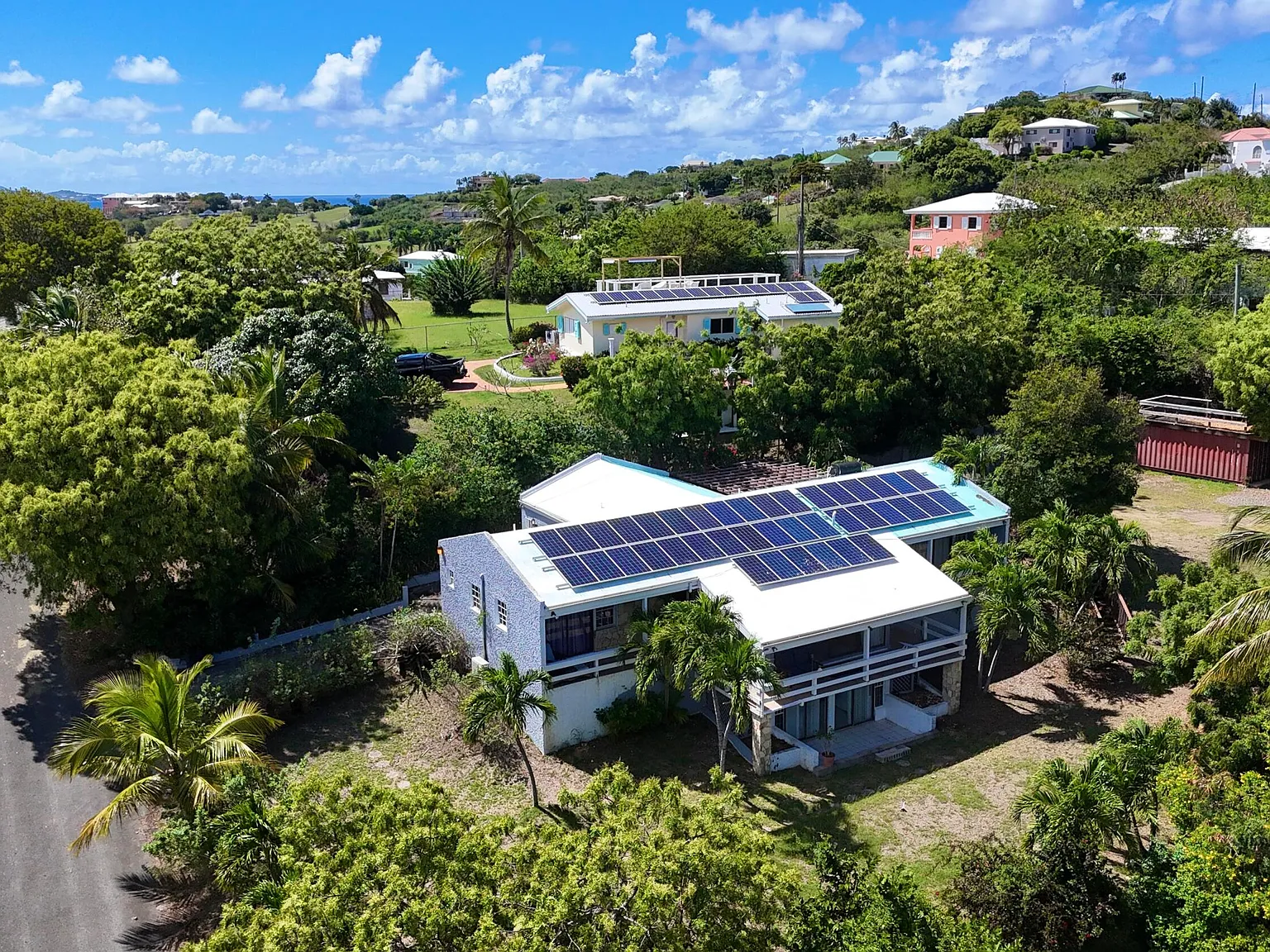 3 bed, $2,400 — Photo 1