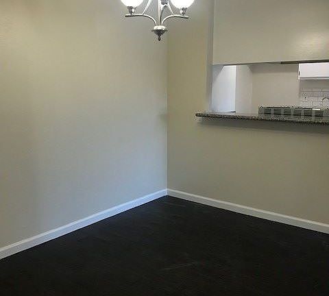 vose 101 dining area