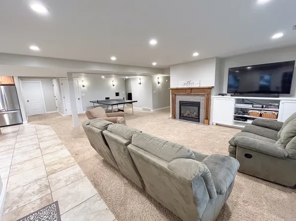 (undisclosed Address), Farmington, UT 84025