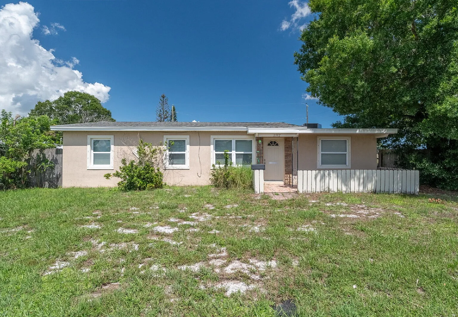 3 bed, 2.0 bath, 1128 sqft, $1,800 — Photo 1