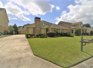 3512 Lake Arrowhead Dr, Harvey, LA 70058