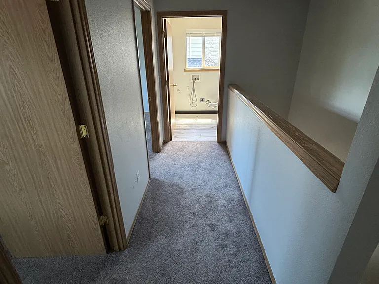231 SE Elliott Ave #1 — Photo 9