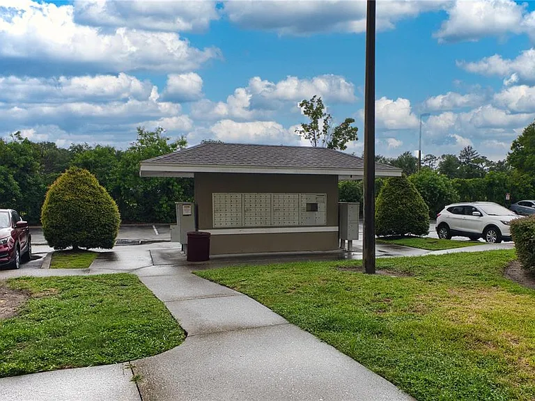 8225 Claire Ann Dr #203 — Photo 32
