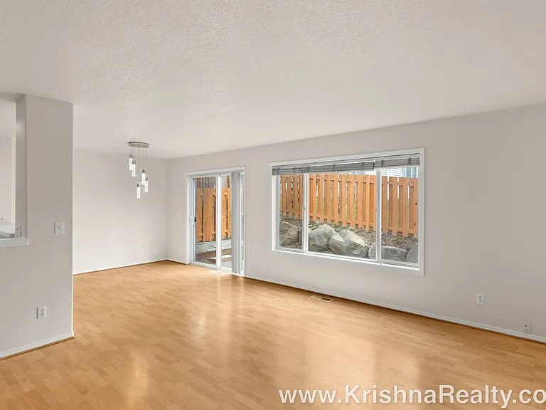6408 NW Starflower Dr — Photo 6