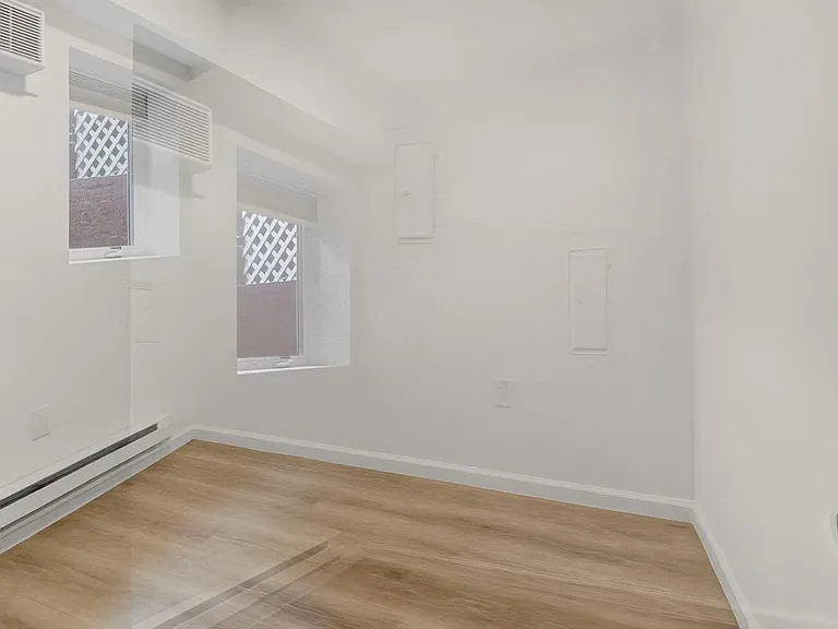 766 Hobart Pl NW — Photo 11