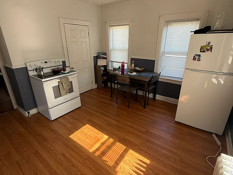 23 Denver Ave — Photo 2