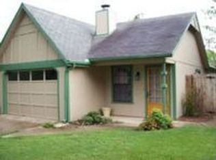 1833 E Cortland St, Fayetteville, AR 72703