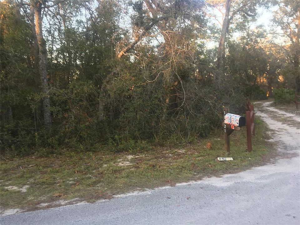 1st image of 0 Kim Ln