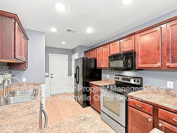 2nd image of 3732 Montgomery Way