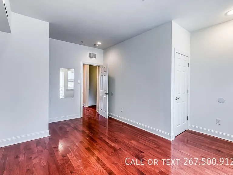 1456 E Columbia Ave — Photo 5