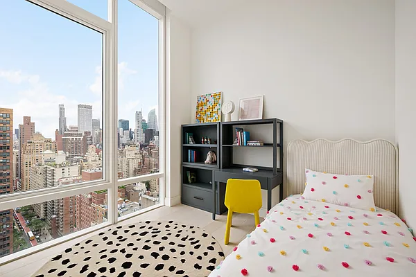 Bedroom, photo 2