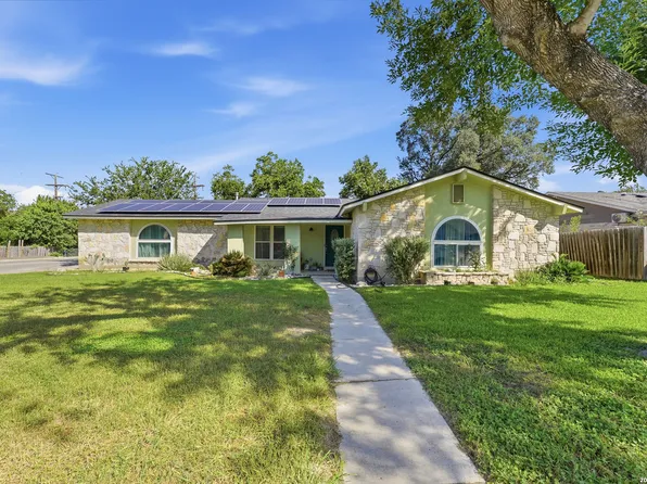 5703 Creekwood Street, San Antonio, TX 78233