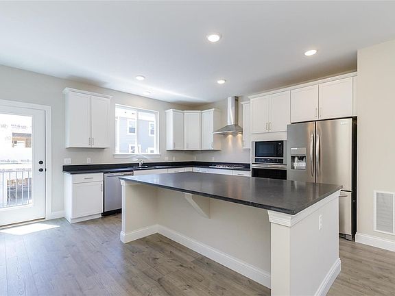3rd image of 11213 Talamore Cir #4