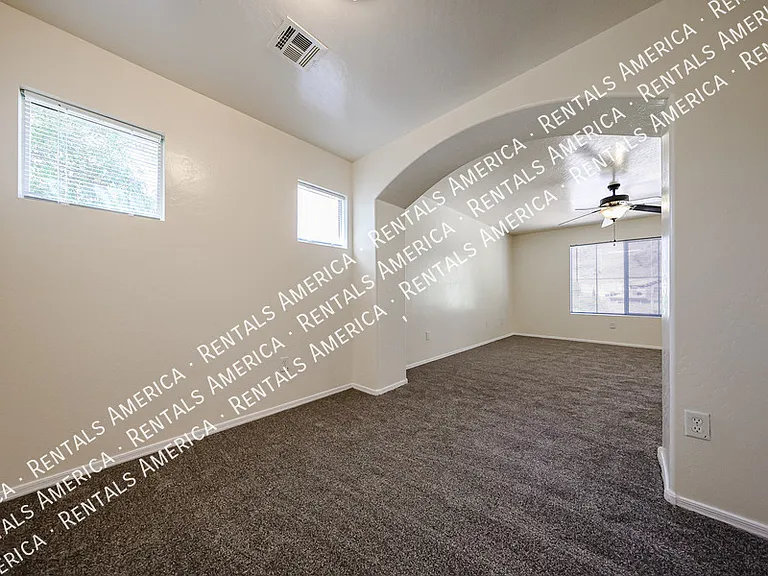 528 W Mountain Sage Dr — Photo 40