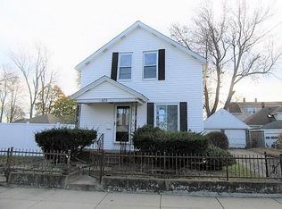 475 Walcott St, Pawtucket, RI 02861