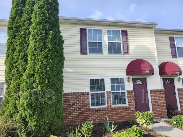 327 Emerson Ln, Harrisonburg, VA 22802