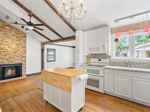 318 Hearthstone Way, Newport News, VA 23608