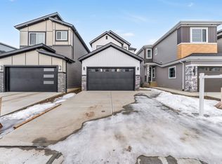 123 28th St NW, Edmonton, AB