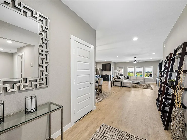 3335 Kendleshire Ln — Photo 4