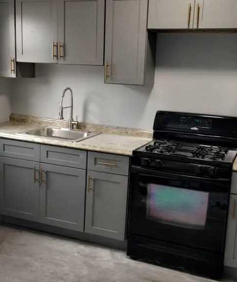 6335 Chester Ave — Photo 9