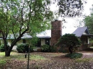 1722 Monterey Rd, Florence, MS 39073