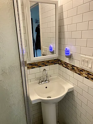 Rented by 50 Stanhope LLC | media 32