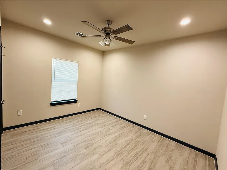 4802 Cruse Rd #1 — Photo 11