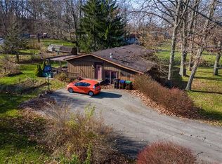 3366 Morefield Rd, Hermitage, PA 16148