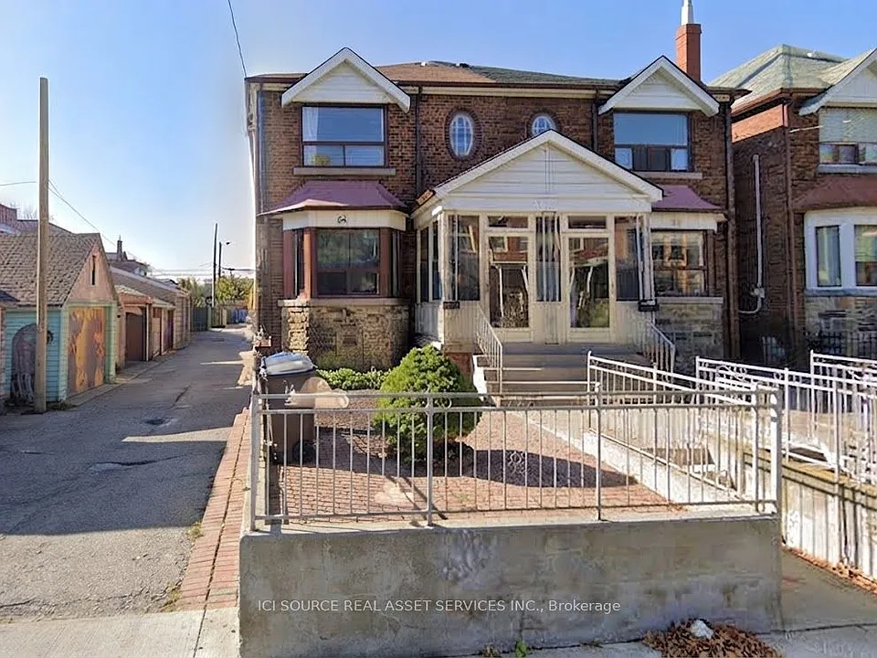54 Markham St #2