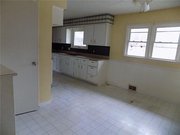 4th image of 2910 Homestead Dr