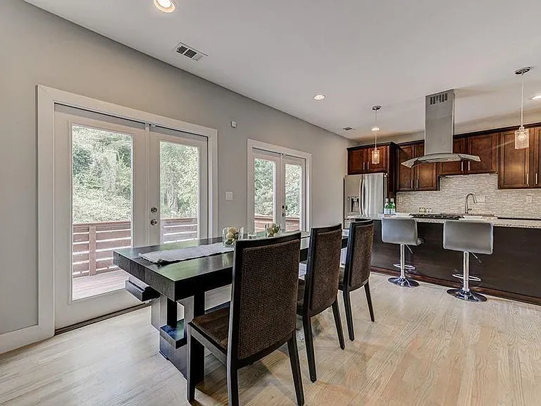 1758 Beacon Hill Blvd NE — Photo 5