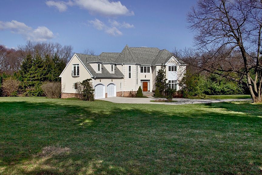 2 story French colonial