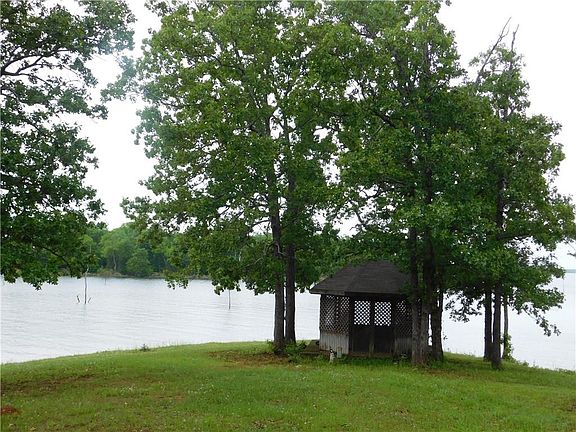 3rd image of 1143 Private Road 6395