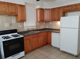 121 W 4th St #1, Bayonne, NJ 07002