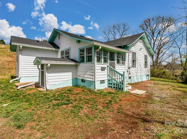 122 Old State Highway 63, Leicester, NC 28748