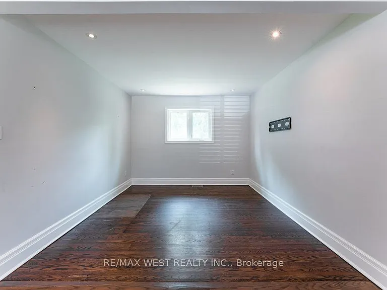 67 May Ave — Photo 7