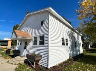 14 Hubbard Ave N, Sebeka, MN 56477