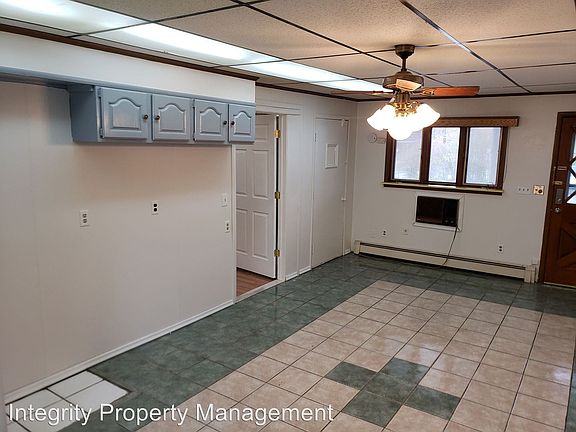 2nd image of 3215 Route 9w APT 1