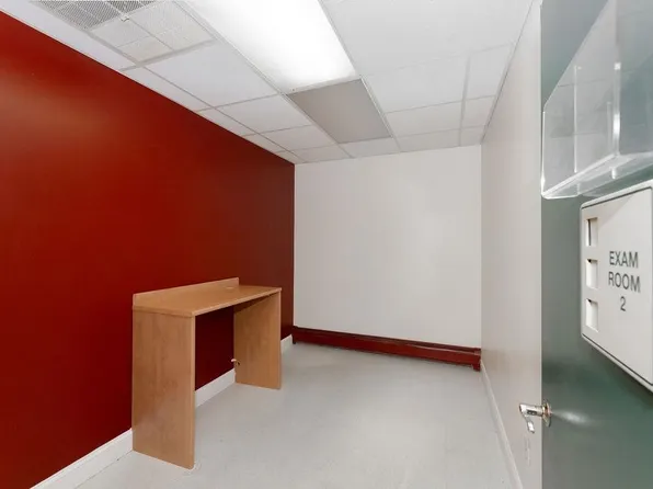 586 Kearny Avenue image 18 of 26